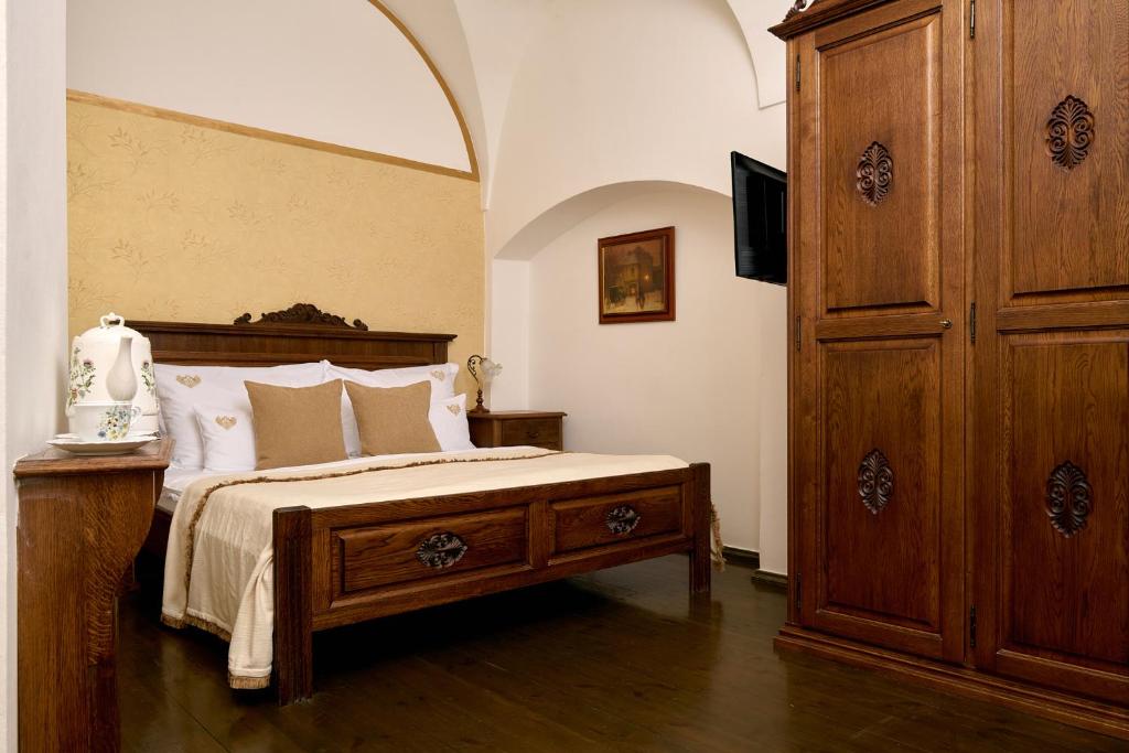 
Aristocratic Standard Double Room
