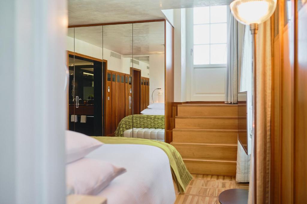 Widder Hotel - Zurichs Luxury Hideaway photo