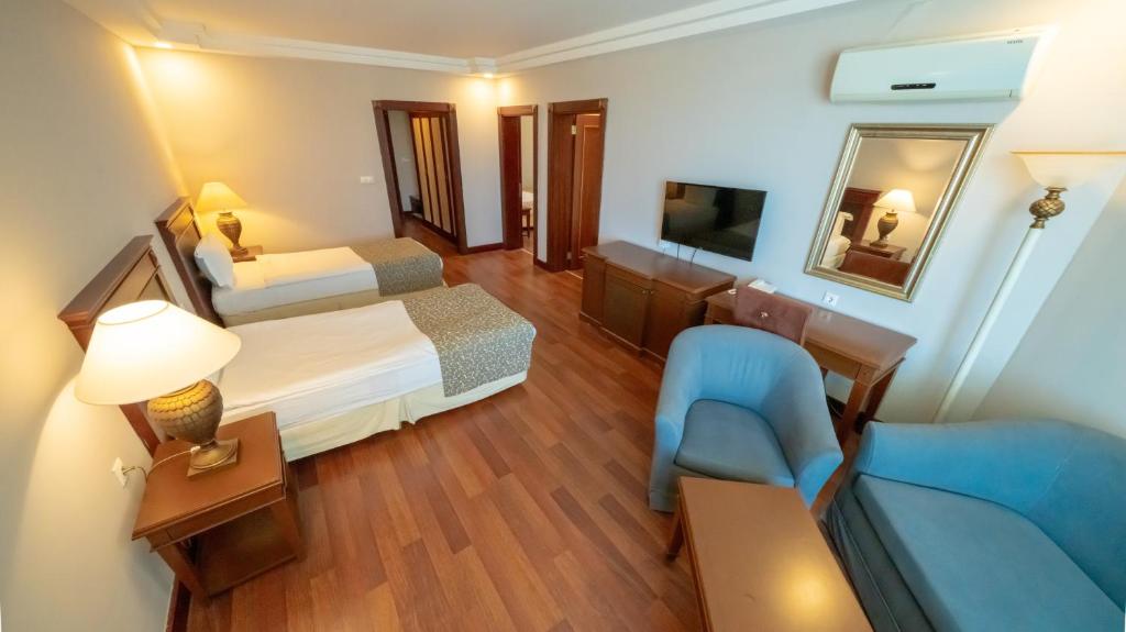 Bodrum Holiday Resort & Spa - 