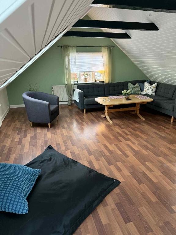 Χώρος καθιστικού στο Kvisthuset 1 Sal