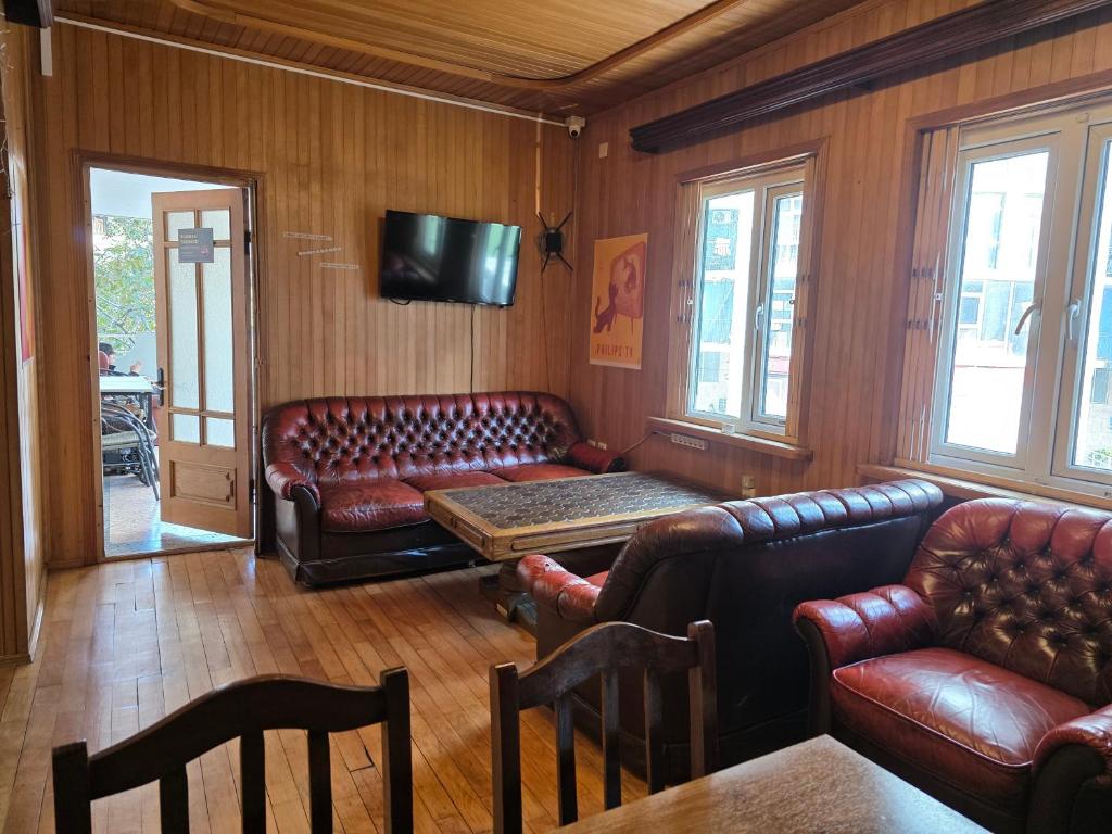 Posezení v ubytování My Hostel with Palm