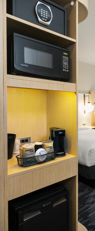 Fairfield by Marriott Inn & Suites North Bay photo