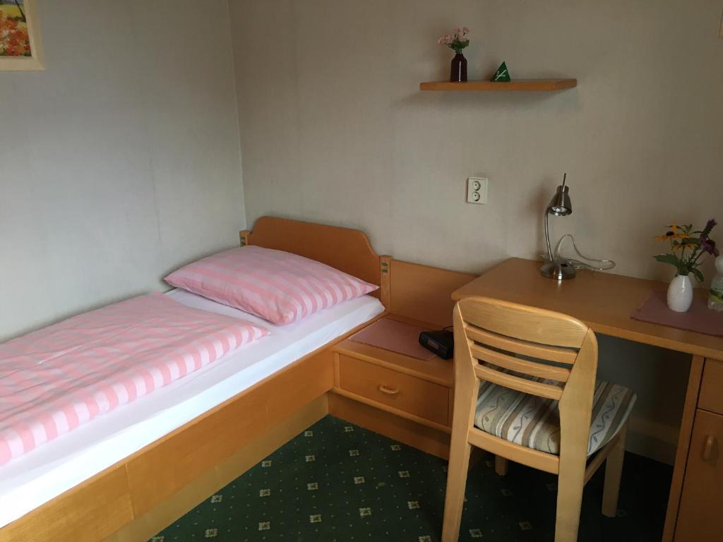 Postel nebo postele na pokoji v ubytování Frühstückspension Binder