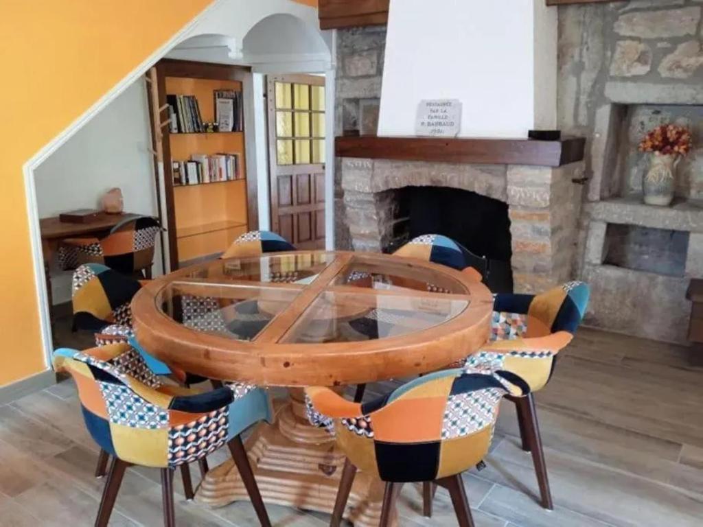 Posezení v ubytování Maison spacieuse avec 4 chambres à Nevy-sur-Seille