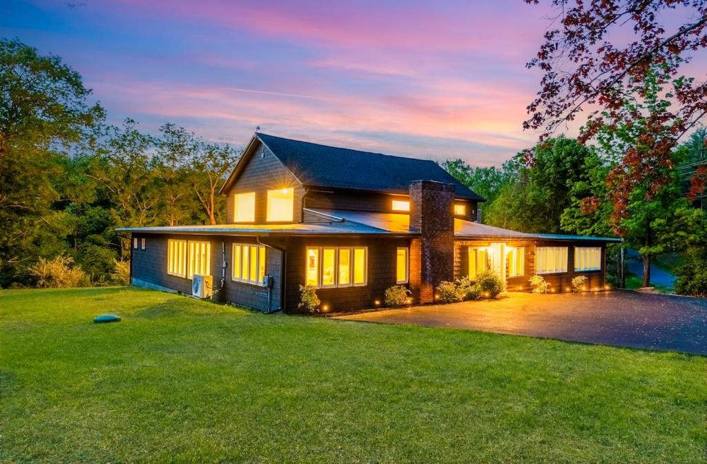 Κήπος έξω από το Great Lodge at Carter Bridge Estate