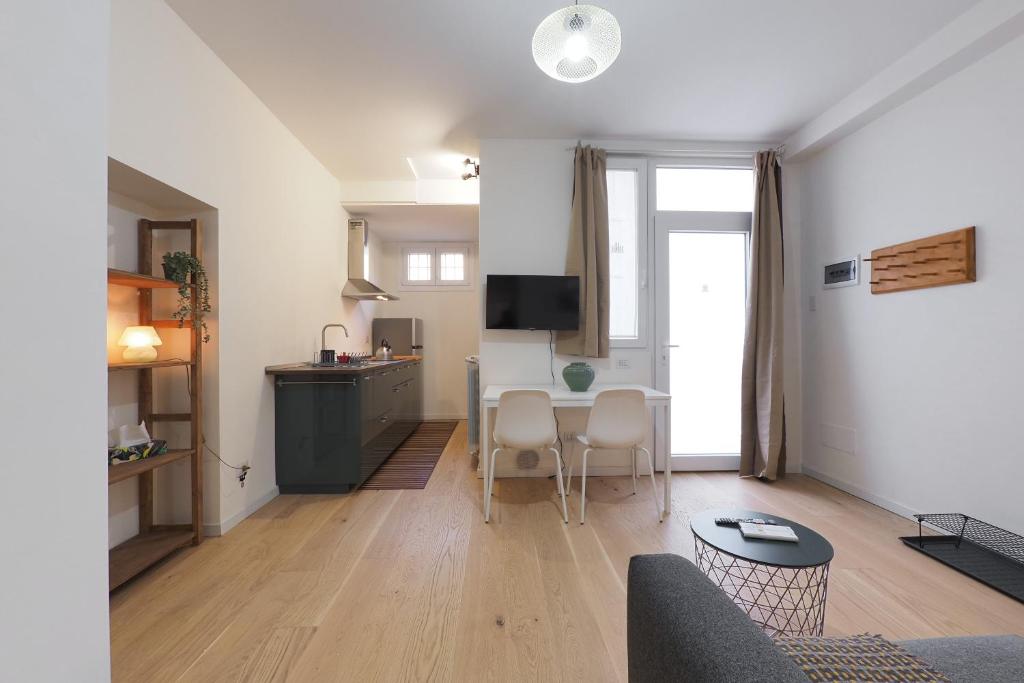 Η κουζίνα ή μικρή κουζίνα στο PrimoPiano - Brusuglio B