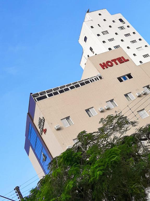 O edifício em que o hotel se localiza