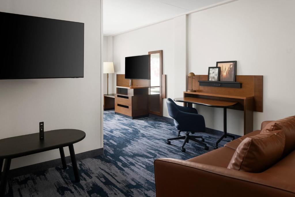 Fairfield Inn & Suites by Marriott Newark Liberty International Airport photo