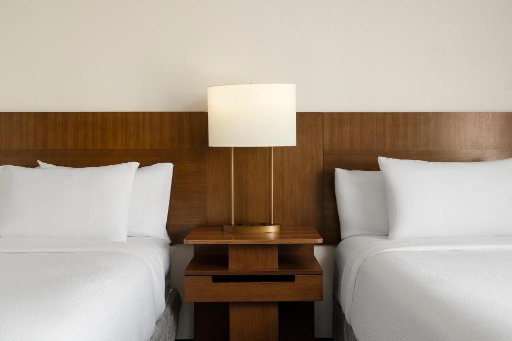 Fairfield Inn & Suites by Marriott Newark Liberty International Airport photo