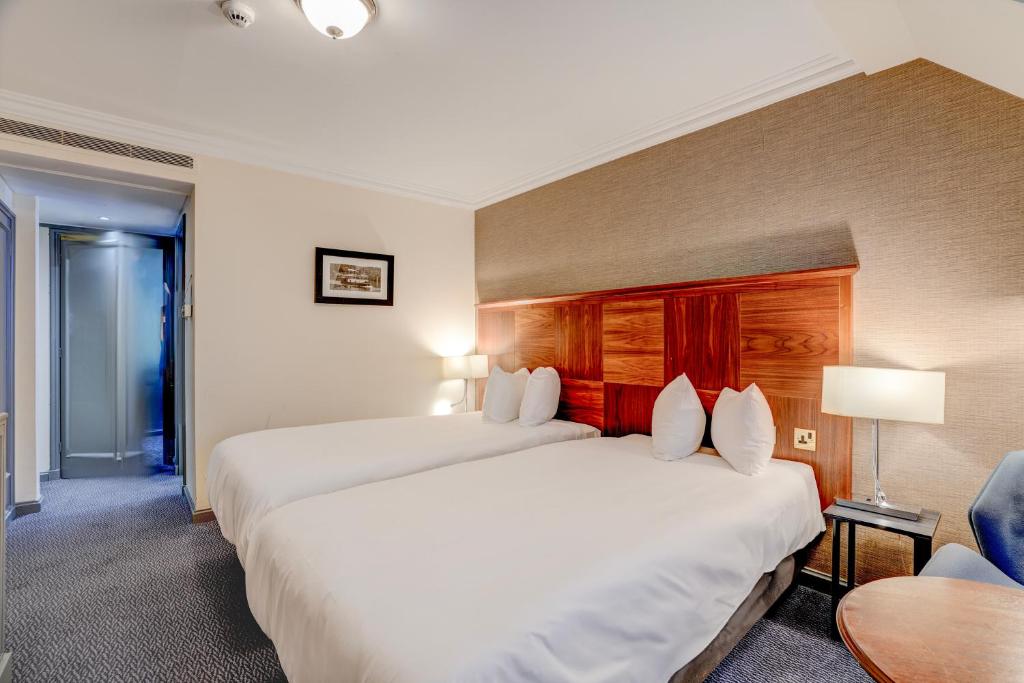 Mercure London Staines-upon-Thames Hotel - 