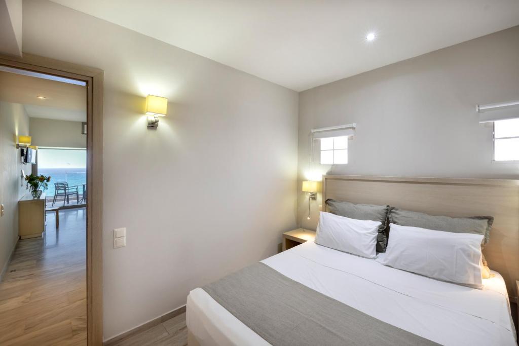 Archipelagos Hotel - 11