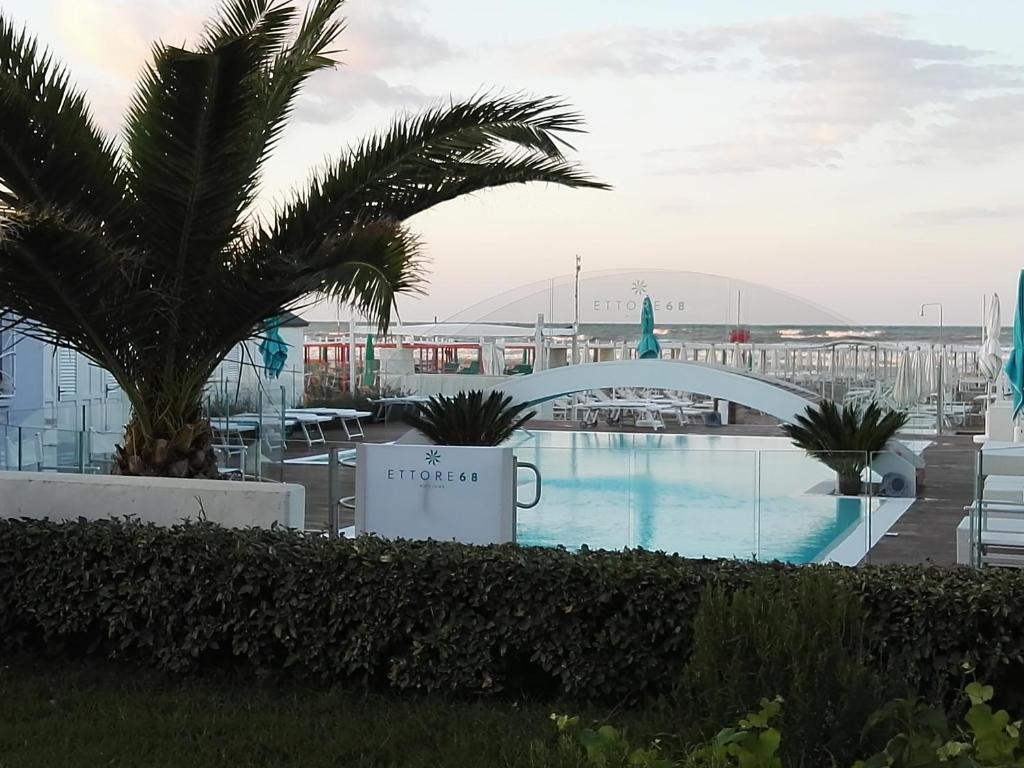 The swimming pool at or close to Hotel Desire'
