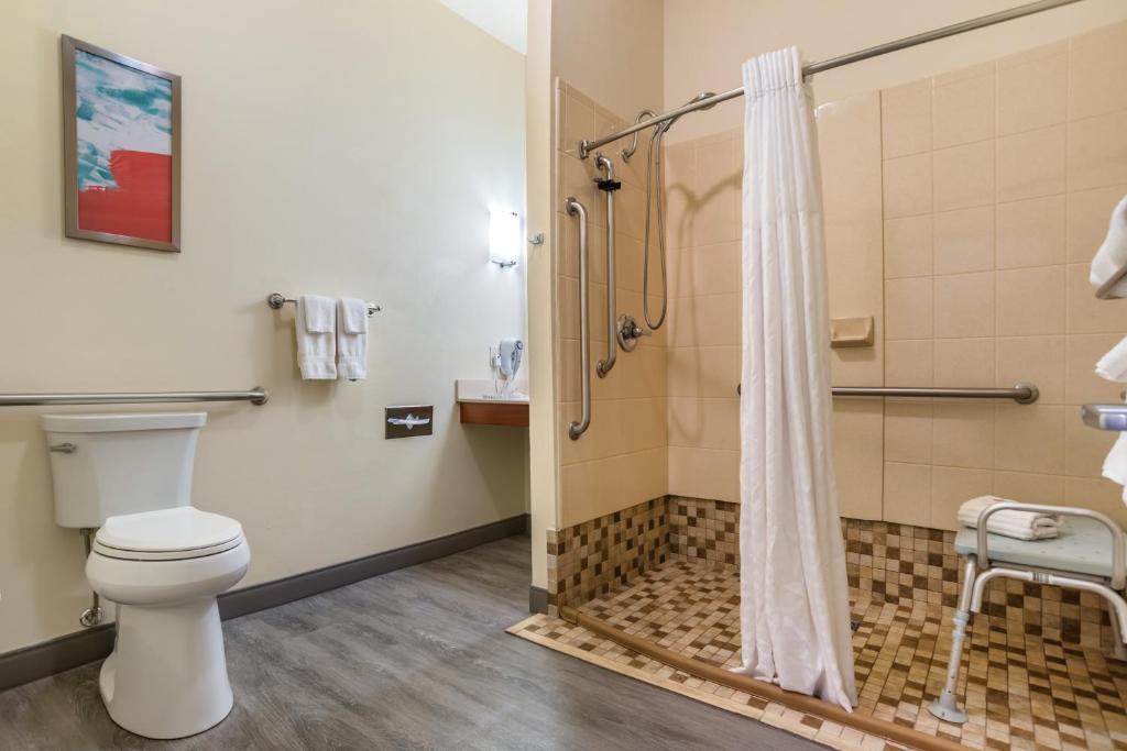 Comfort Inn & Suites Crestview South photo