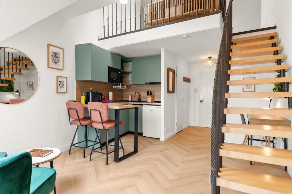 Kuchyň nebo kuchyňský kout v ubytování KasselRooms Design Maisonette