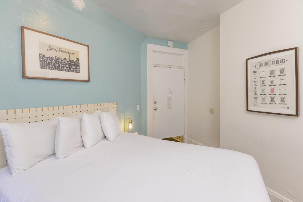 Edwardian Hotel - Queen Room