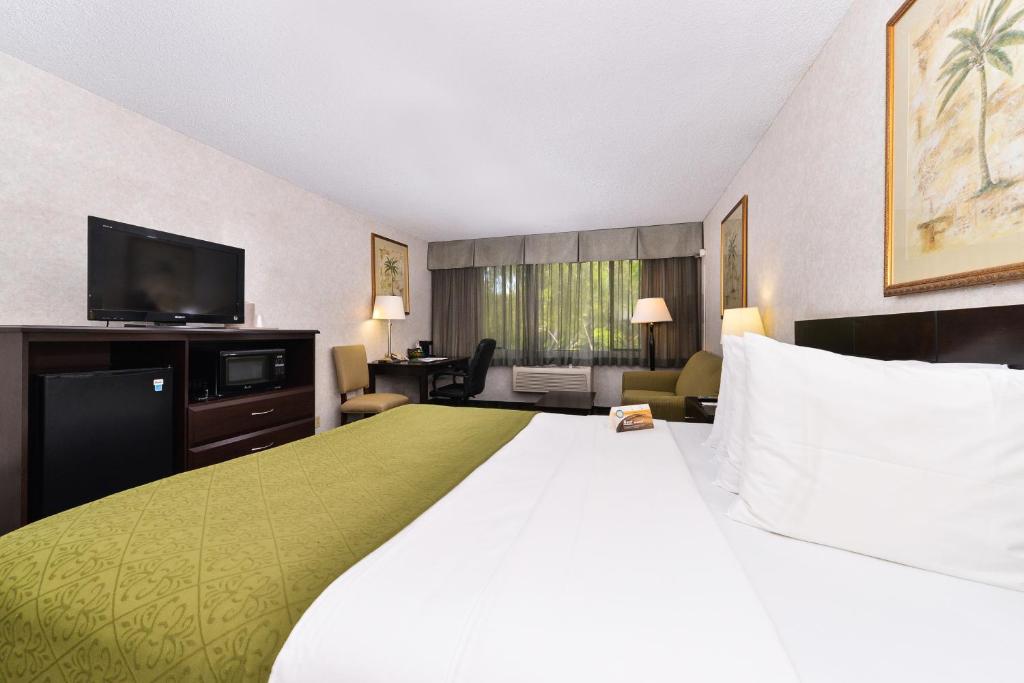 Quality Inn & Suites Montebello - Los Angeles - 