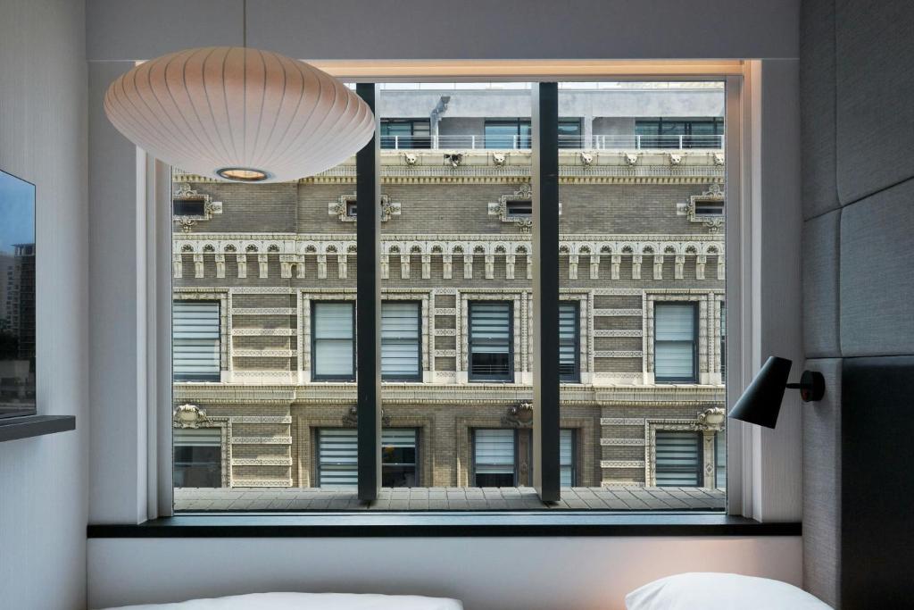 citizenM Los Angeles Downtown photo