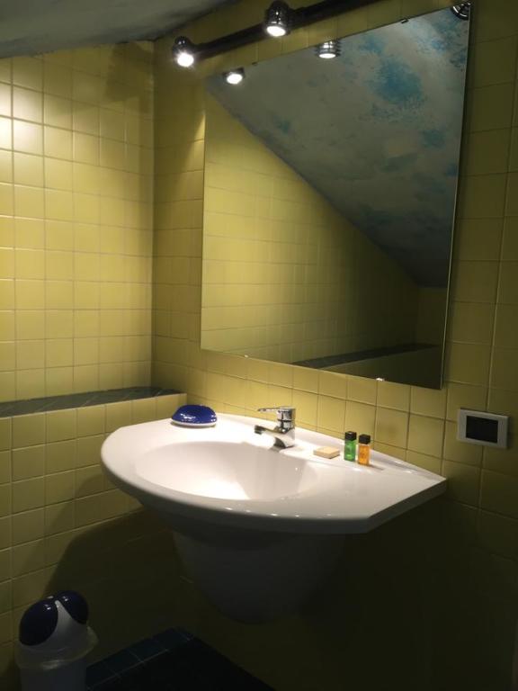 Koupelna v ubytování B&B Treviglio