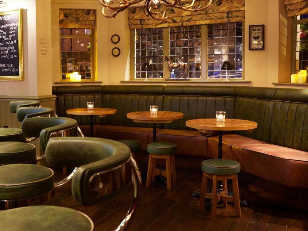 The Plough Inn & Cottages - Resim 9