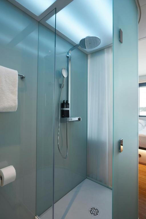 citizenM Seattle Pioneer Square photo