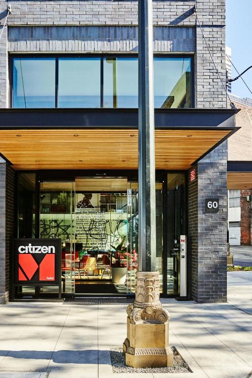 citizenM Seattle Pioneer Square photo