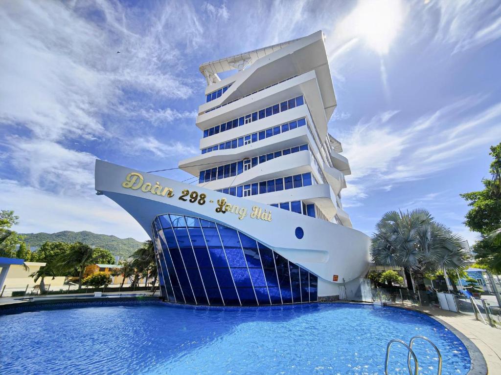 Πισίνα στο ή κοντά στο Khu Nghỉ Dưỡng Đoàn 298 - Khách Sạn 3 Tầng