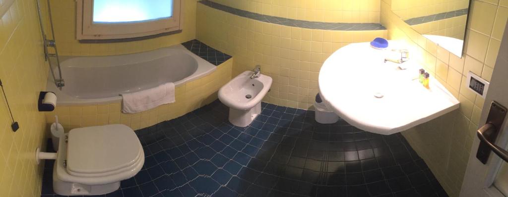 Koupelna v ubytování B&B Treviglio
