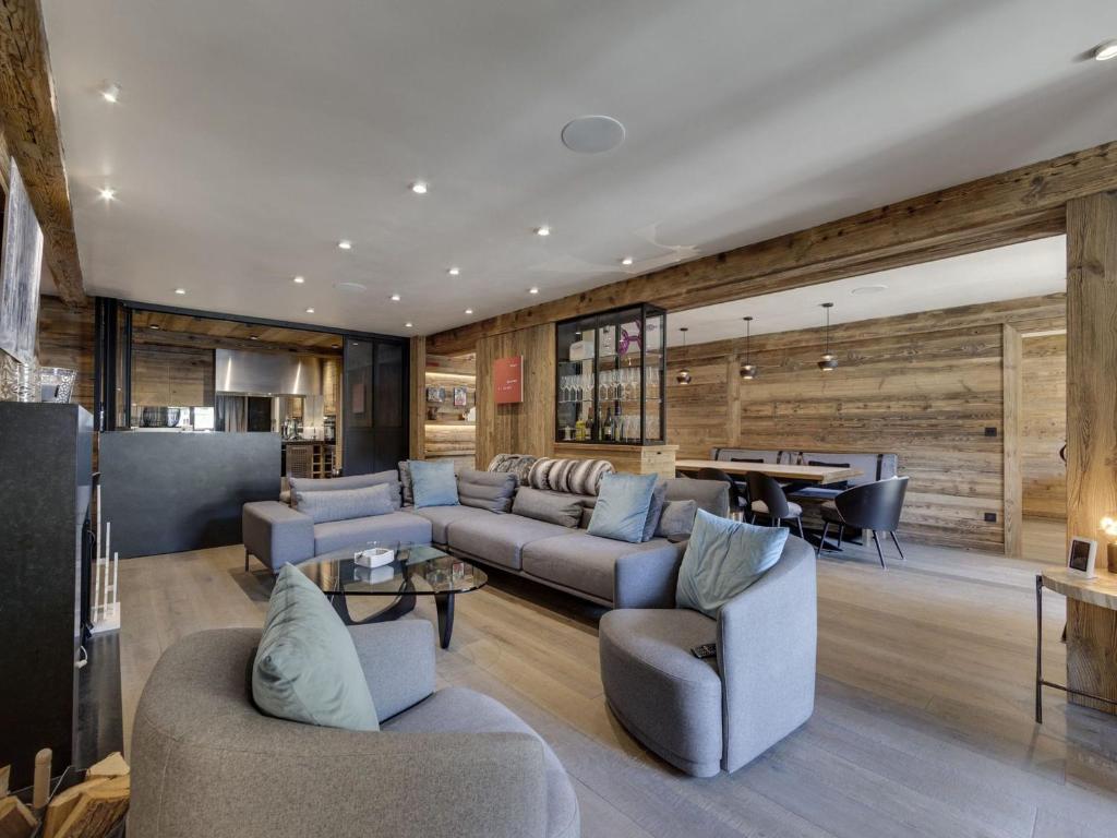 Appartement spacieux avec cheminée, parking, Val-d'Isère