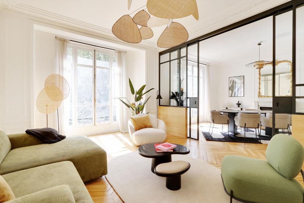 Chic & spacious 2BDR - 4P - Av Suffren TOUR EIFFEL