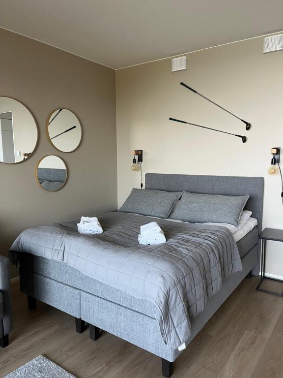 Postel nebo postele na pokoji v ubytování Marinan Portin Svingi A23 lemmikit sallittu