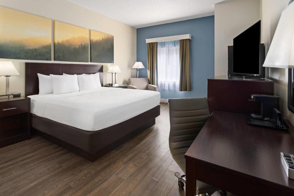 Days Inn by Wyndham Penn State photo