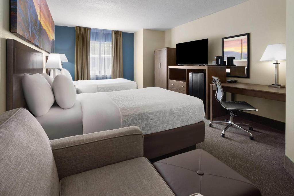 Days Inn by Wyndham Penn State photo