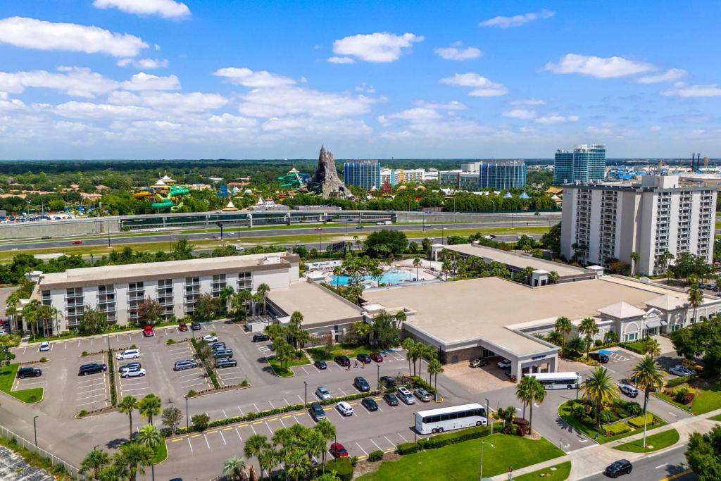 Nespecifikovaný výhled na destinaci Orlando nebo výhled na město při pohledu z rezortu