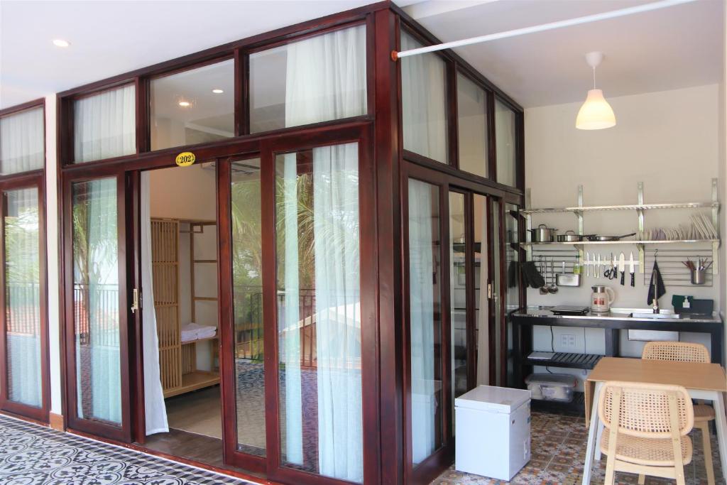Tiny Villa Deluxe