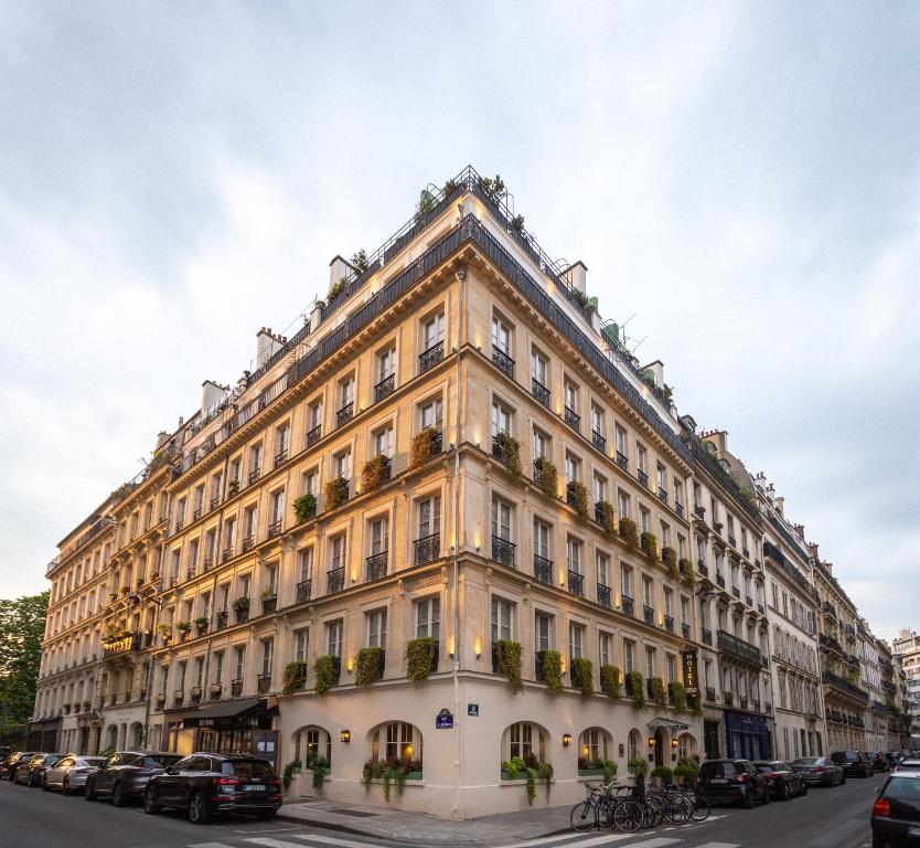 Budova, kde se hotel nachází