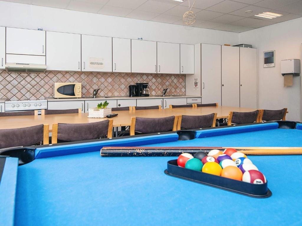 Kuchyň nebo kuchyňský kout v ubytování Splendid cabin in camping resort