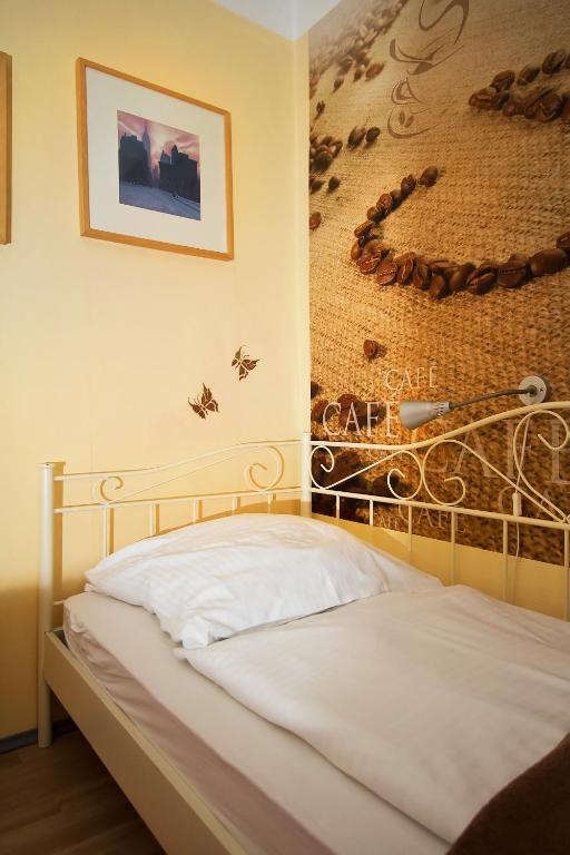 Postel nebo postele na pokoji v ubytování Hotel Neun 3/4