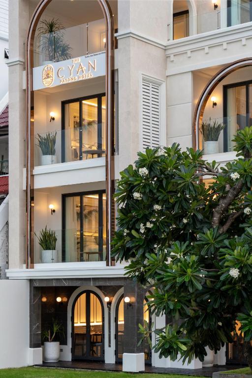 لابی و فضای عمومی The Cyan at Patong Hotel - تصویر ۵