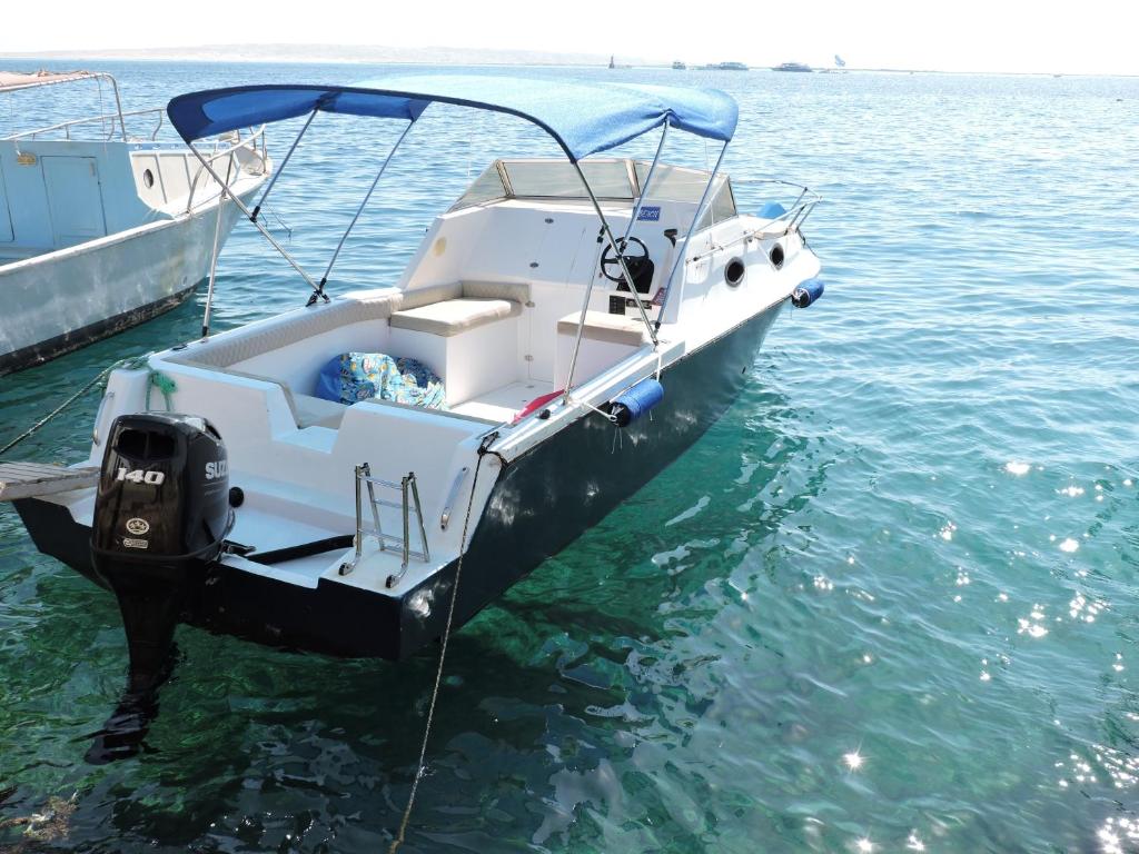 Φυσικό τοπίο κοντά σε αυτό το πλωτό κατάλυμα