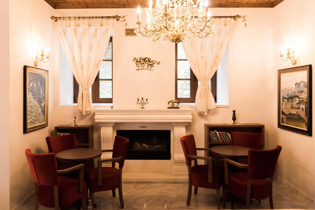 Posezení v ubytování Hotel Argjiro