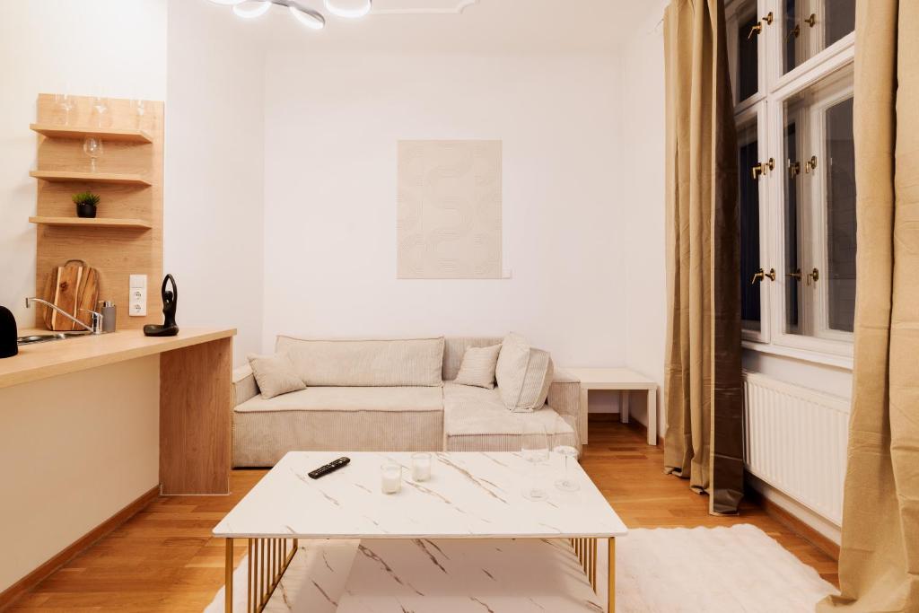 Magnificent Apartment in the Most Central Area 1 Minute Walk to Stephansplatz