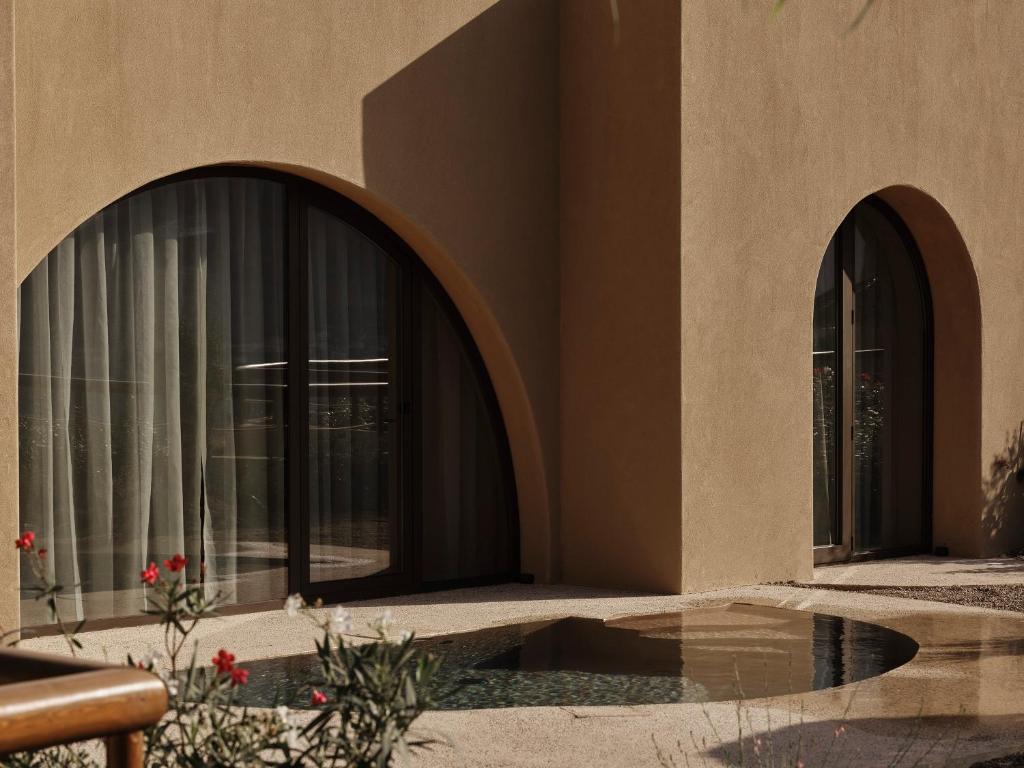 Travel Proud Sustainability certification Tella Thera, a Member of Design Hotels - Suite Con Vista Piscina