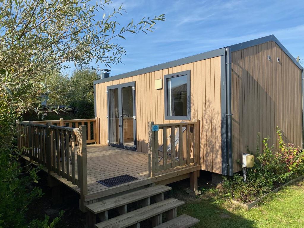 Camping-Caravaning de la Mollière - One-Bedroom Bungalow (2 Persons Max)