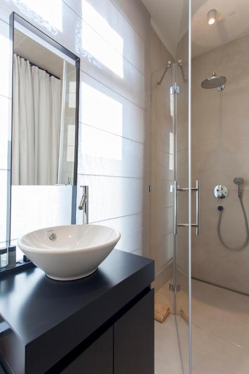 Ilonn Boutique Limanowskiego - Resim 14