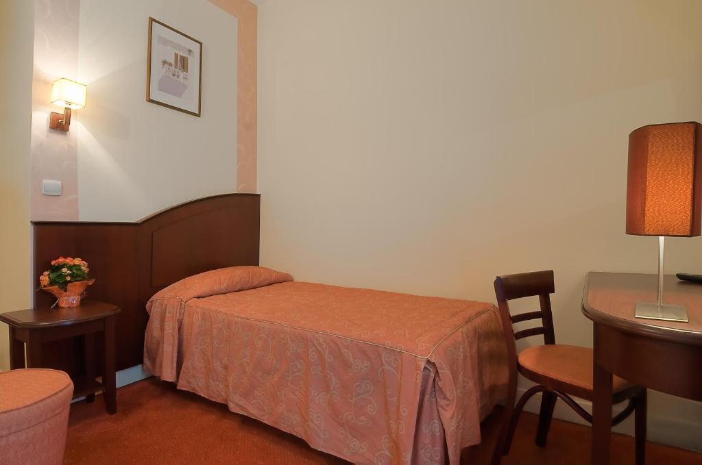 Hotel Le Faubourg Opera - Resim 12