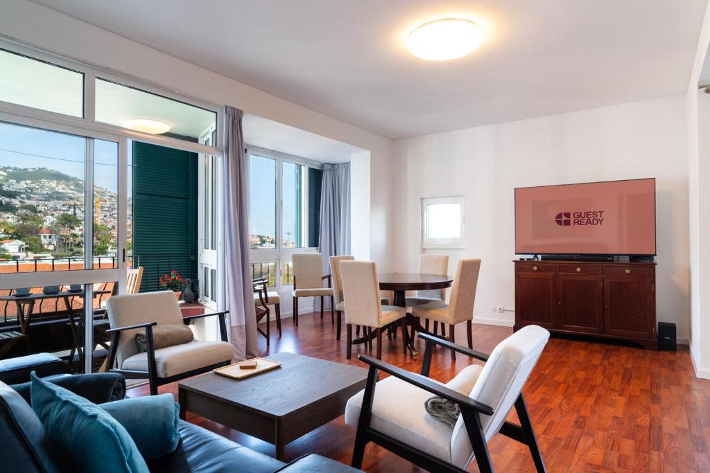 GuestReady - Wake Up to the Heartbeat of Madeira