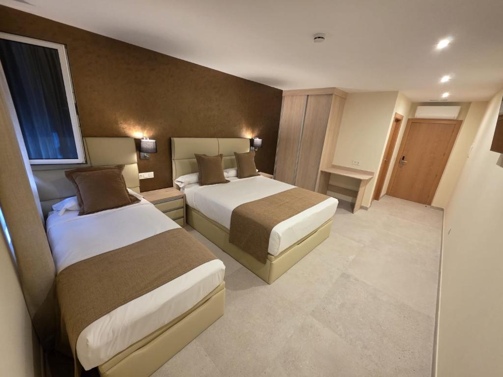 Agora Hostal - Habitación Doble Grande