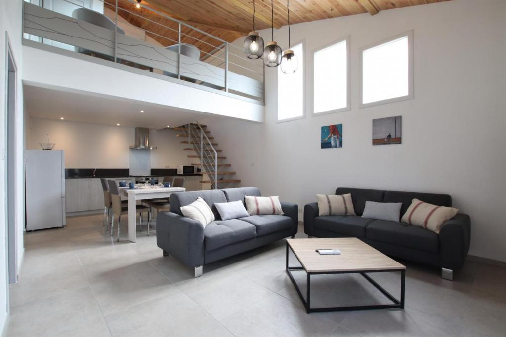 Χώρος καθιστικού στο Joanesenea bi