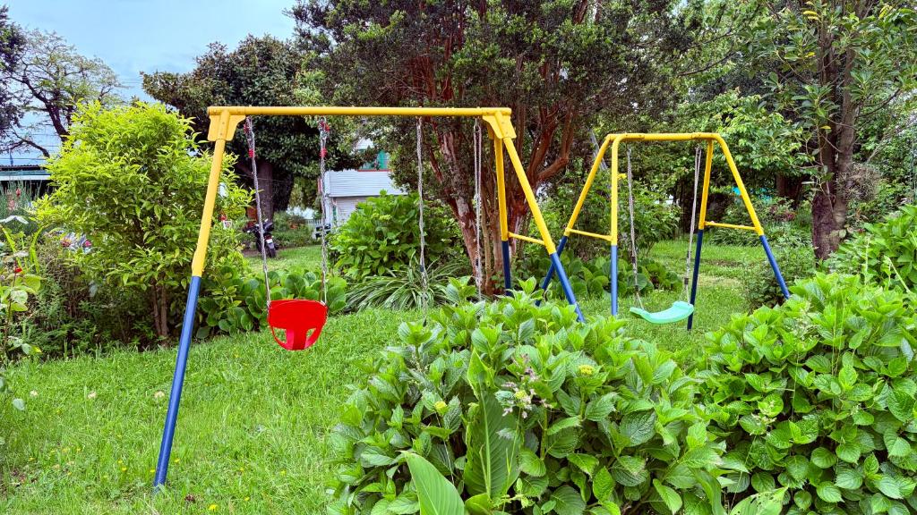 Zona de juegos infantil en Cabañas Casona Italiana