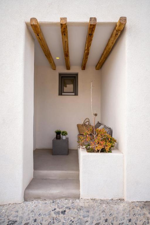 Lemon Suites Santorini - 12